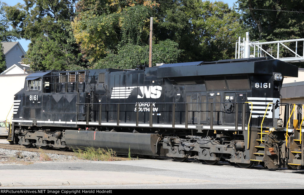 NS 8161